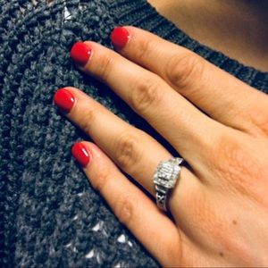 Beautiful sparkly silver ring! ✨